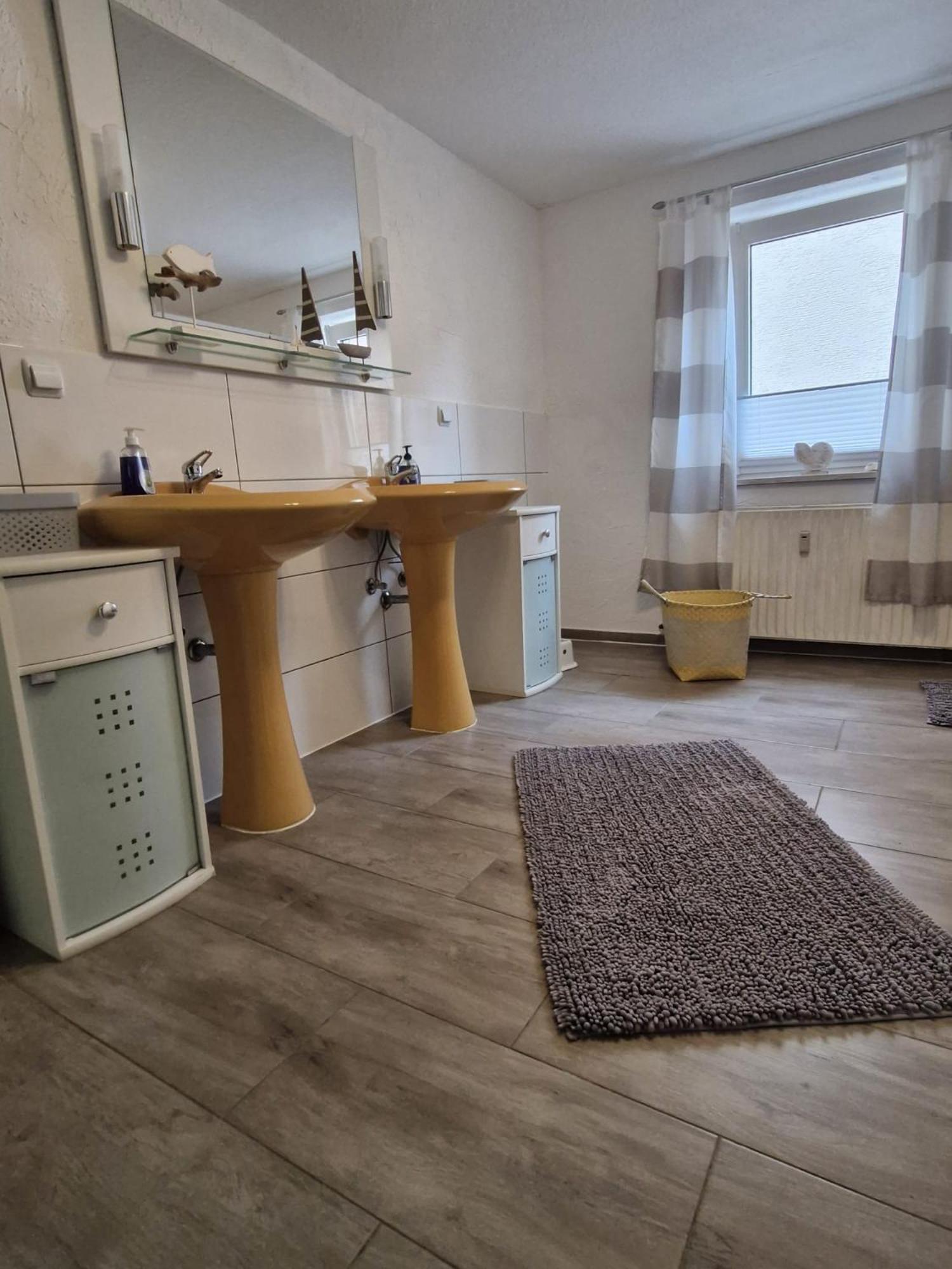 - Stern - Apartment Rollshausen